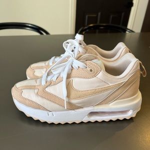 Women’s Nike Air Max
